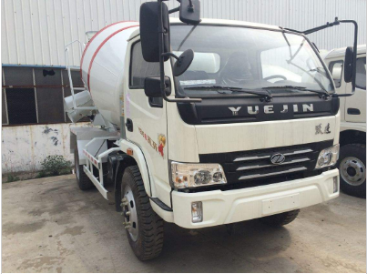 躍進(jìn)6方攪拌車(chē)